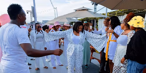 Ladies Let's hangout &Takit