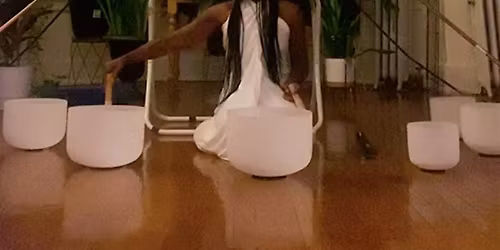 Pyramid\u2019 Sonic Bath