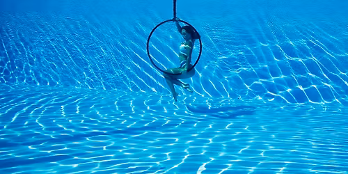 UNDERWATER HOOP PHOTOSHOOT \ud83d\udca6