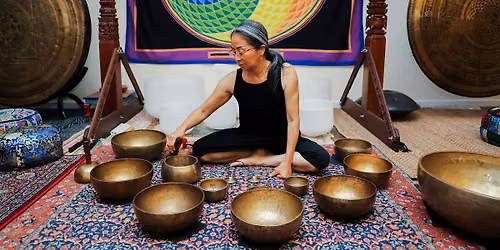 Tibetan Singing Bowls and Gongs Sound Bath with Noriko