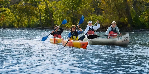 Group Paddle to Picnic Point