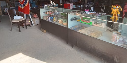 RICKS FLEA.OPEN