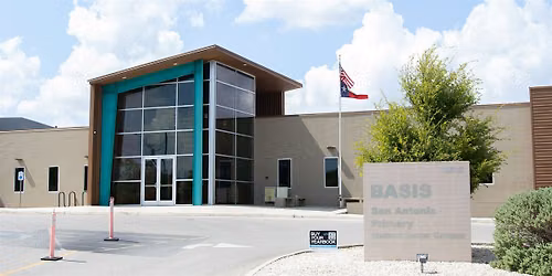 Tour BASIS San Antonio Primary Medical Center
