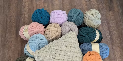 Finger Knit Pillow Class at Centered Earth