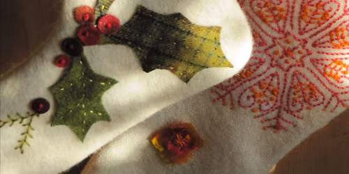 2 WEEK VINTAGE BLANKET CHRISTMAS STOCKING 18+ YRS