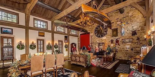 Friends of Meals on Wheels Dickens in the Valley