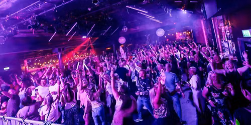 Club 30+ : PATCHOGUE NY (Stereo Garden)