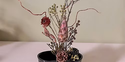 Winter Floral Arrangement Workshop with Floral Reef & Co