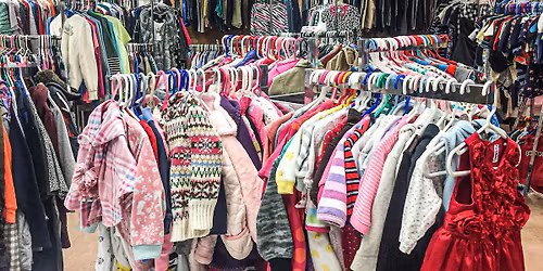 Free Clothing Giveaway \ud83d\udecd\ufe0f