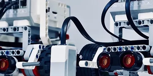 Experience The Life Of A Robotics Engineer
