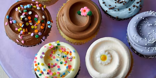 Magnolia Bakery - Cupcake Decorating Workshop(LA)