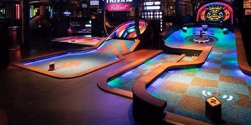 Social Event at the Puttshack