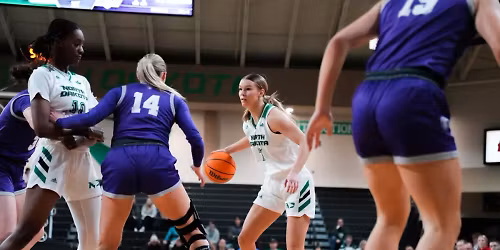 North Dakota Fighting Hawks at St. Thomas Tommies Mens Basketball
