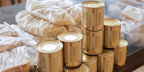 Food Pantry and Clothing Closet \/  Banco de Alimentos y Ropa Disponible