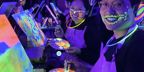 Painting in the Dark Party \/ Glow in the Dark Painting \/ Amersfoort