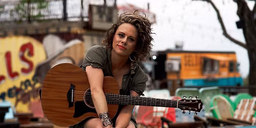 Andr\u00e9a Venezio LIVE @ Hoppin Grapevine