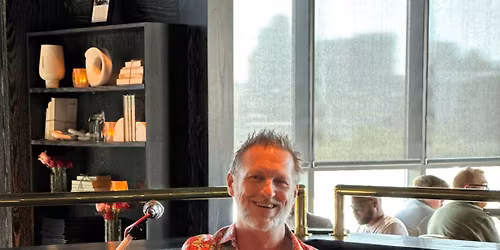 Solo @ Valley House!!