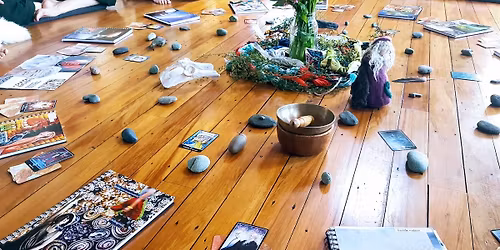 Soul Collage - a visual journaling technique with Noa Vodnizky