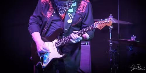 Ian Kenny's Coldsteel Blues get us to the CAVERN Fundraiser