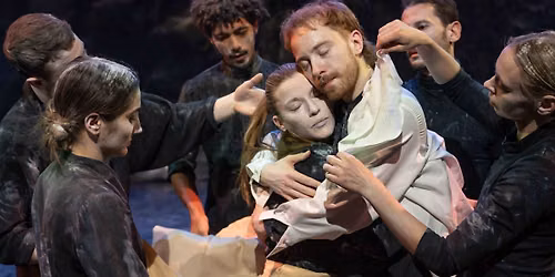 Tarptautinis \u0161okio festivalis AURA 36 | CIE. TOULA LIMNAIOS - >>STAUBKINDER<< (DULKI\u0172 VAIKAI) | 