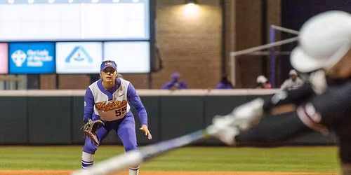 Parking Nicholls State Colonels at LSU Tigers Baseball