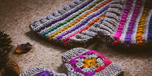 Flower Power Fingerless Mitts: Intermediate Class