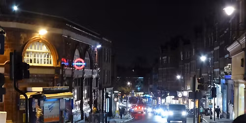 Walking Tour - Lamp-lit Hampstead