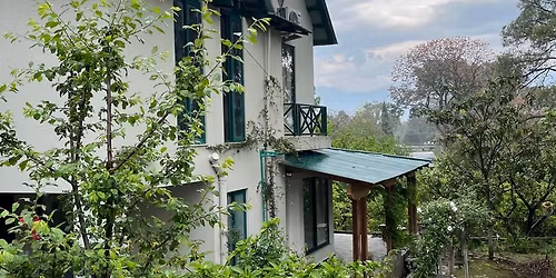 Art Retreat at Shireen Kunj