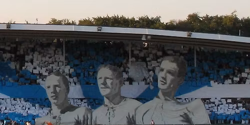 Minnescaf\u00e9 med fotbollsquiz