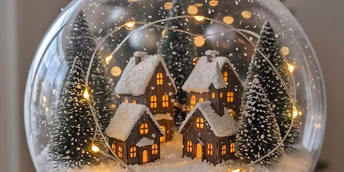 Warsztaty! \u015awi\u0105teczna bombka z miasteczkiem w \u015brodku!