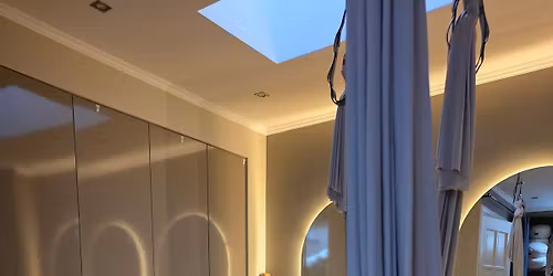 Klankbad in een hangmat \ud83c\udf3c Den Haag