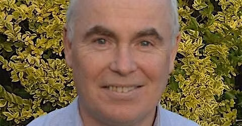 410 years of change. - The Fabric of the Derry Walls , by Manus Deery