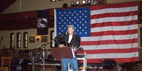 COUNTRY MUSIC DANCE PARTY WITH GARY JENNINGS SR. @ THE CASTLE 