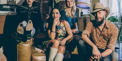 'C\u2019est La Vie\u2019 a tribute to Emmylou Harris 