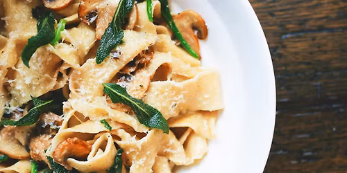 Faithful Connections: Dinner for Christian Singles in Their 30s - Iowa City