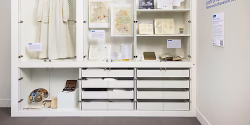 LCF Archives \u2018Story of a Smock\u2019 Display Tour