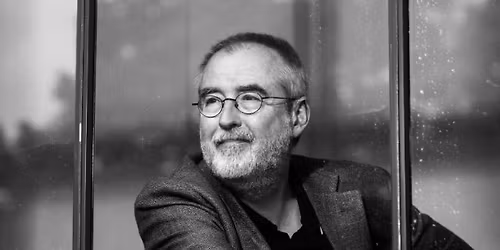 Facet ontvangt Ronald Giphart