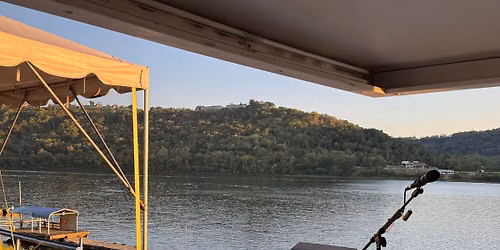 Howl’n Maxx Band Fall Fun at Drews on The River