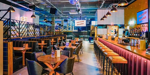 Networking Night at King Pins for Cash for Kids