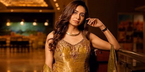 Kinjal Dave Most Awaited Open Out Door Garba Night in Bay Area