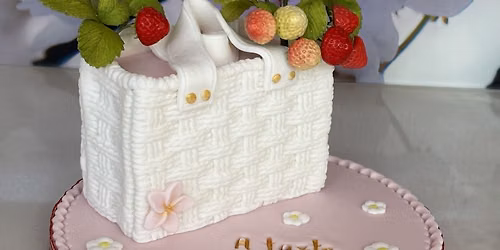 Taste of summer - handbag cake with wired strawberries, flowers & leaves