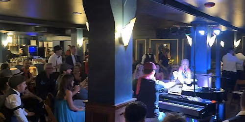 Dueling Pianos Vegas Style at The 26th