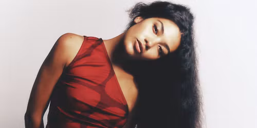 Olivia Dean at Los Angeles, CA