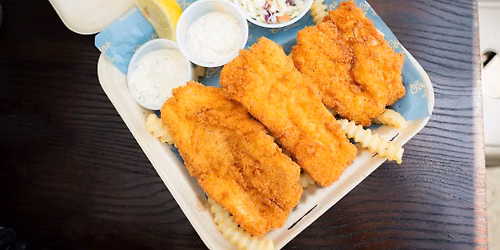 Cousins Fried Seafood in Elizabethtown at The Straight and Narrow