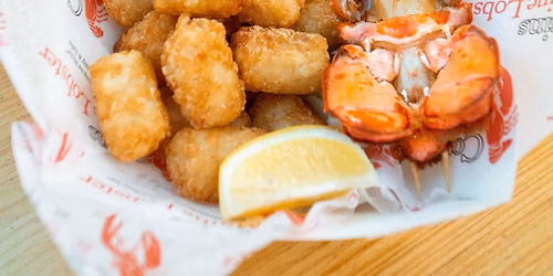 \ud83e\udd9e Cousins Maine Lobster at Highland - St. Augustine Bazaar Food Truck Festival \ud83d\udd25