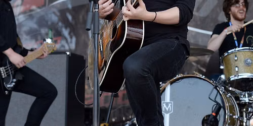 Nothing But Thieves