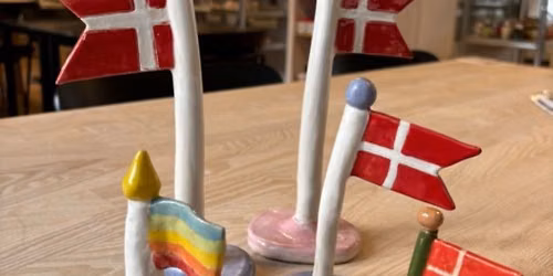 Sommer i Fifleriet - Flag i keramik