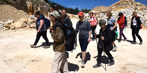 Ter\u00e9nn\u00ed exkurze S geologem za bo\u017eanovsk\u00fdm p\u00edskovcem a permsk\u00fdmi karneoly