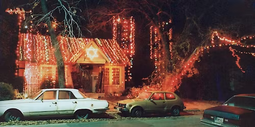 Festive Walk to the 37th Street Lights