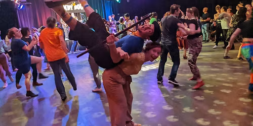 SEMI PRIVATE SWING DANCE MINI SERIES Fridays Starting Nov 28th  4 classes